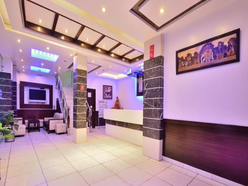 Hotel Sai International Нью-Дели Экстерьер фото