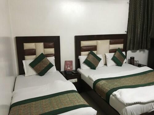 Hotel Sai International Нью-Дели Экстерьер фото